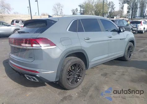 2024 Volkswagen Atlas Cross Sport 2.0T Sel R-Line z USA, uszkodzony, nr VIN 1V2AE2CA4RC210343